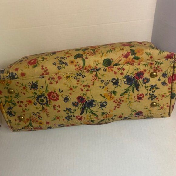 Patricia Nash Prairie Rose poppy Large tote bag, (NEW) - Picture 3 of 6